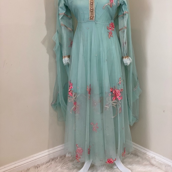 Desi Designer dress - Picture 2 of 7